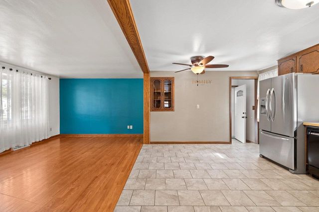 923 AMHART DRIVE, De Pere, WI 54115
