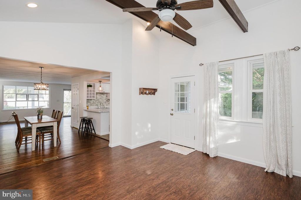 Image 20 of property listing at 1013 TRICKLING BROOK RD, Cockeysville, MD 21030