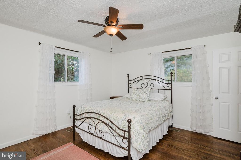 Image 23 of property listing at 1013 TRICKLING BROOK RD, Cockeysville, MD 21030