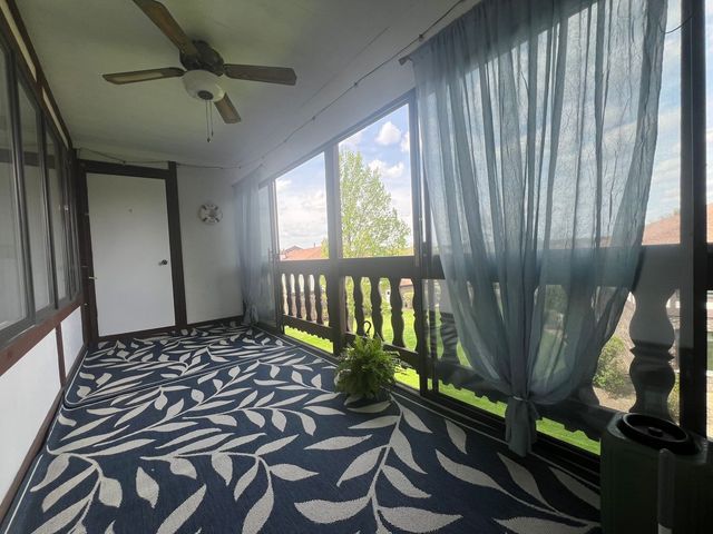 9808 Mill Drive W 2B, Palos Park, IL 60464