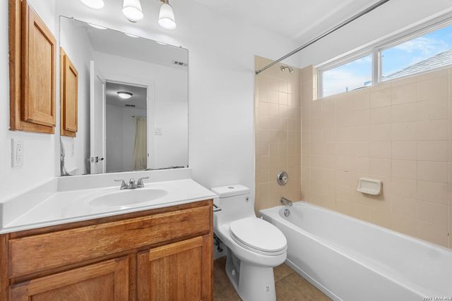 25314 BUNKER DR, San Antonio, TX 78260
