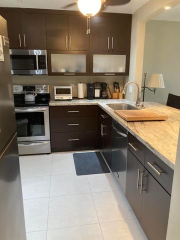 500 NE 14th Avenue NE 404, Hallandale Beach, FL 33009