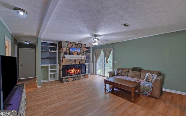 275 Sherwood Street, Toccoa, GA 30577