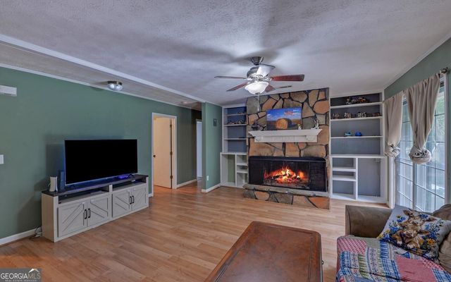 275 Sherwood Street, Toccoa, GA 30577