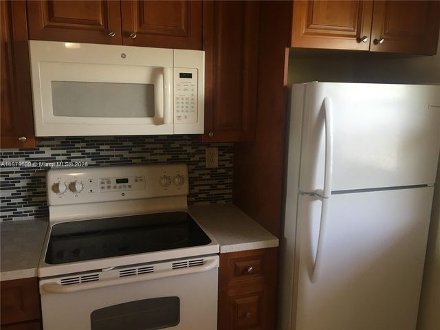 3396 Foxcroft Rd 308, Miramar, FL 33025