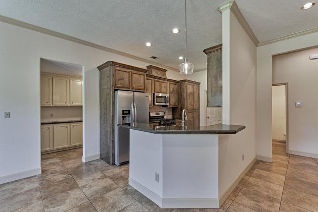 13511 Summer Hill Drive, Montgomery, TX 77356