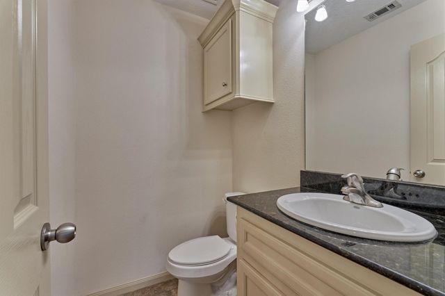 13511 Summer Hill Drive, Montgomery, TX 77356