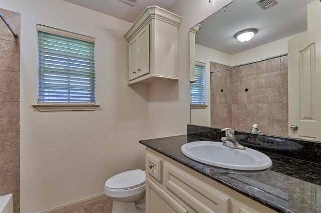 13511 Summer Hill Drive, Montgomery, TX 77356