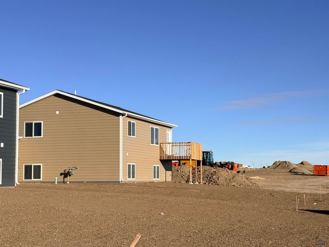 5519 TRAVERSE DR, Rapid City, SD 57703