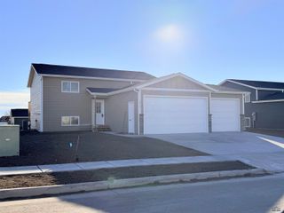 5519 TRAVERSE DR, Rapid City, SD 57703