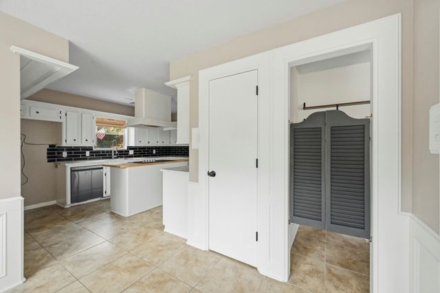 12447 Oak Park Drive, Houston, TX 77070