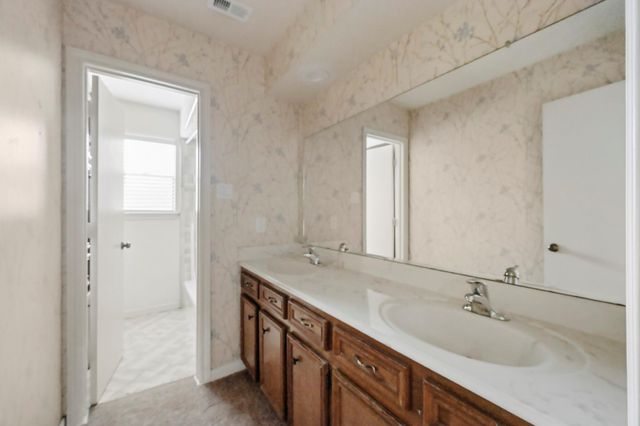 12447 Oak Park Drive, Houston, TX 77070