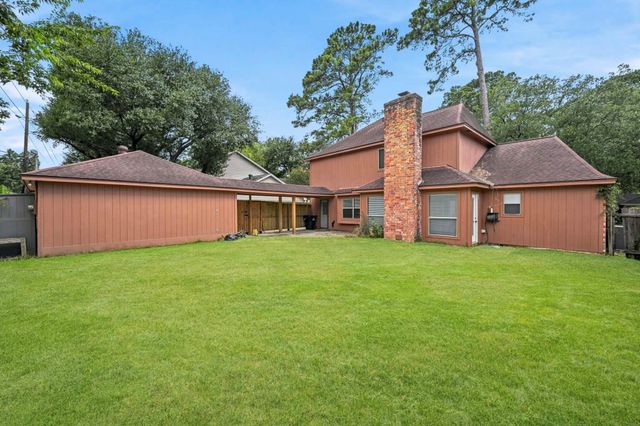 12447 Oak Park Drive, Houston, TX 77070