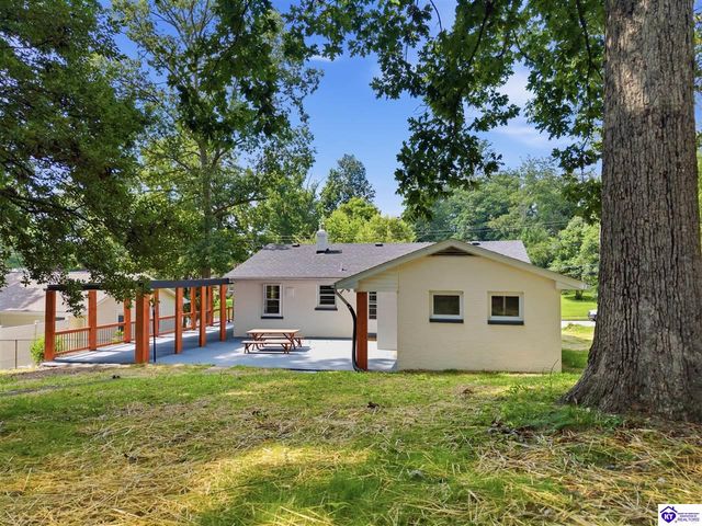 316 Deepwood Drive, Elizabethtown, KY 42701