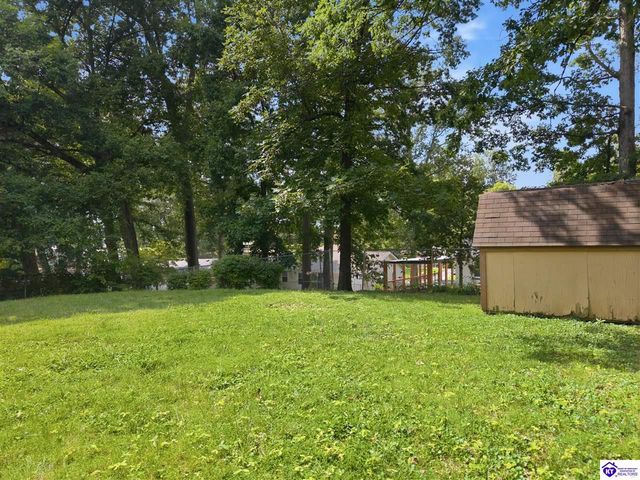 316 Deepwood Drive, Elizabethtown, KY 42701
