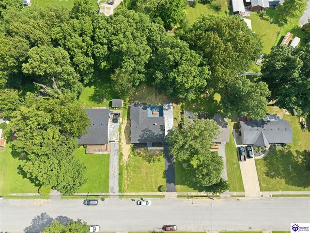 316 Deepwood Drive, Elizabethtown, KY 42701