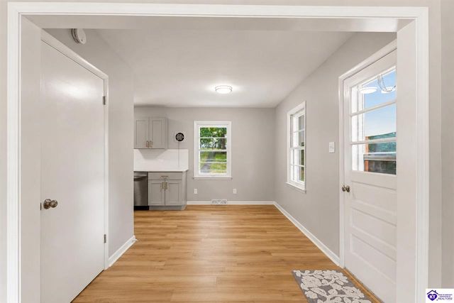 316 Deepwood Drive, Elizabethtown, KY 42701