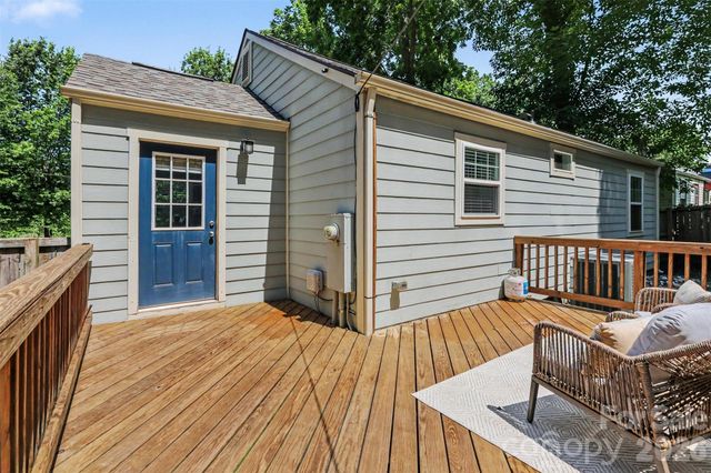 2612 Roslyn Avenue, Charlotte, NC 28208