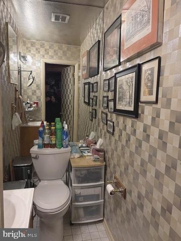 36 BRIDGE DR, Turnersville, NJ 08012