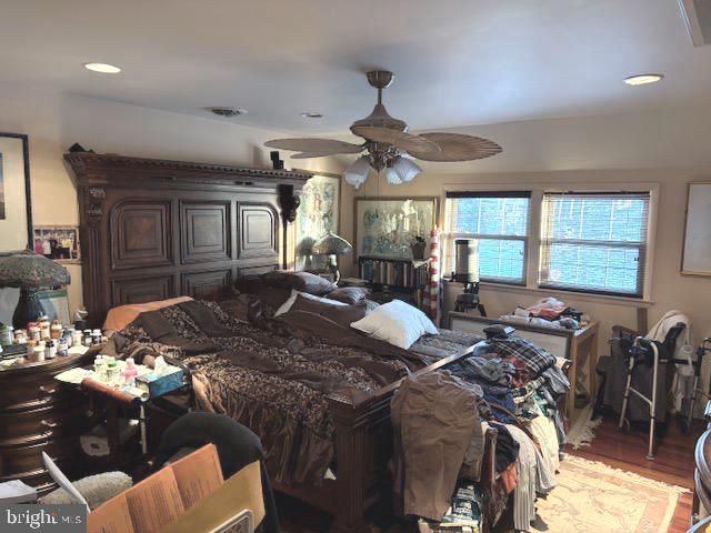 36 BRIDGE DR, Turnersville, NJ 08012