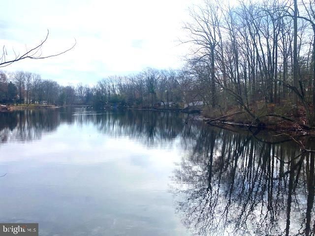 36 BRIDGE DR, Turnersville, NJ 08012