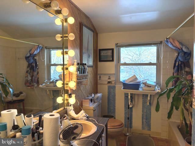 36 BRIDGE DR, Turnersville, NJ 08012