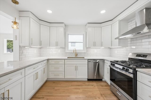 52 Huemmer Ter, Clifton City, NJ 07013