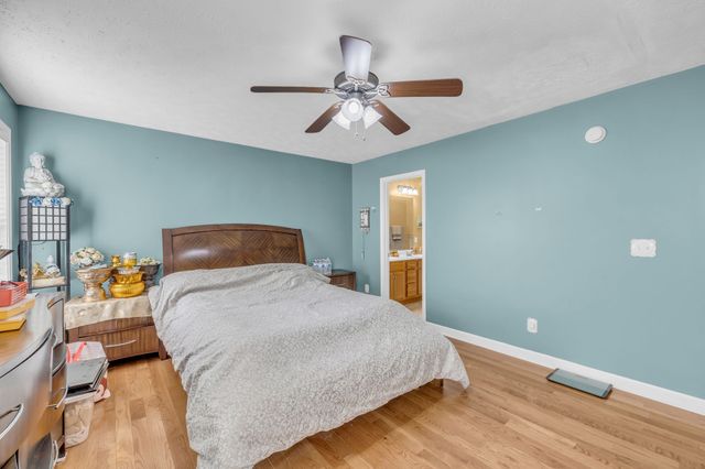 1017 Crystal Bear Trl, Murfreesboro, TN 37128