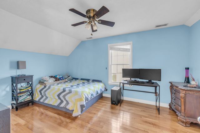 1017 Crystal Bear Trl, Murfreesboro, TN 37128