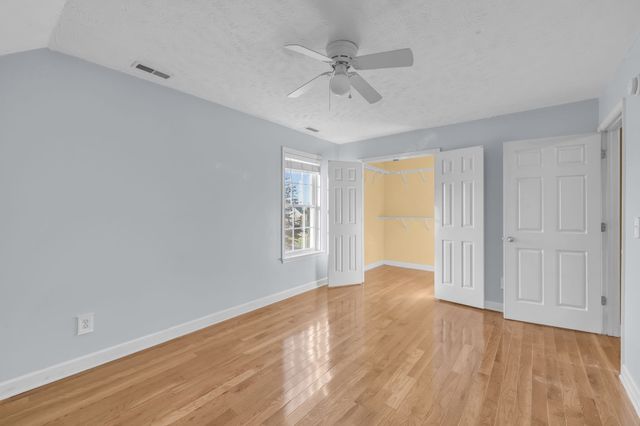 1017 Crystal Bear Trl, Murfreesboro, TN 37128