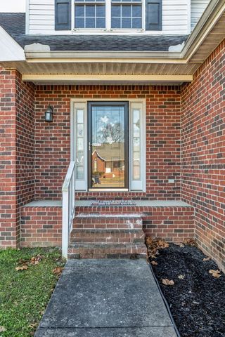 1017 Crystal Bear Trl, Murfreesboro, TN 37128