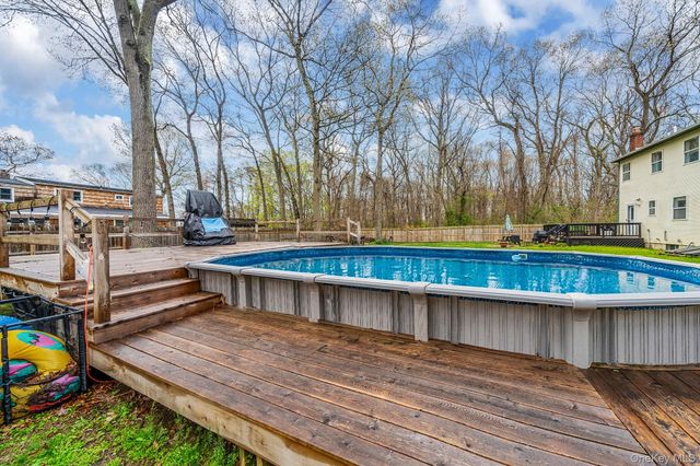 248 Revilo Avenue, Shirley, NY 11967