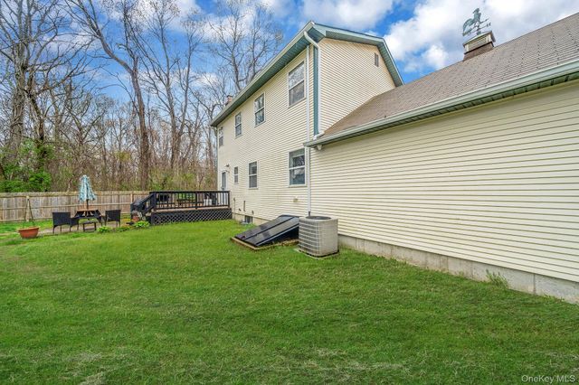 248 Revilo Avenue, Shirley, NY 11967