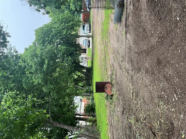 602 E Pfluger ST, Pflugerville, TX 78660