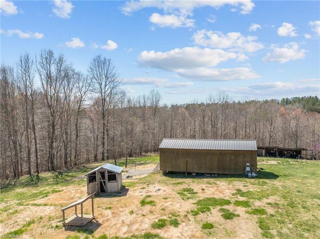 202 Roby Fulk Road, Pinnacle, NC 27043