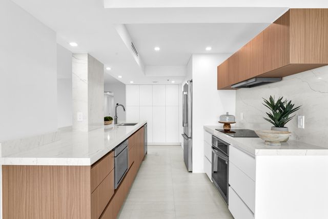 2001 N Ocean Boulevard 502, Boca Raton, FL 33431