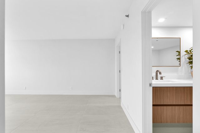 2001 N Ocean Boulevard 502, Boca Raton, FL 33431