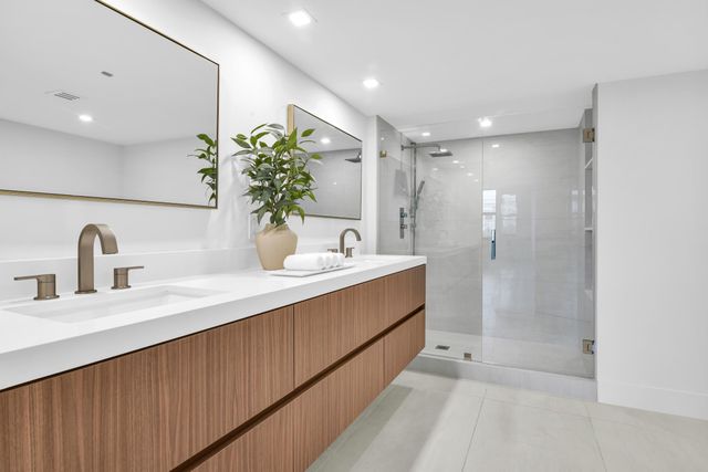 2001 N Ocean Boulevard 502, Boca Raton, FL 33431