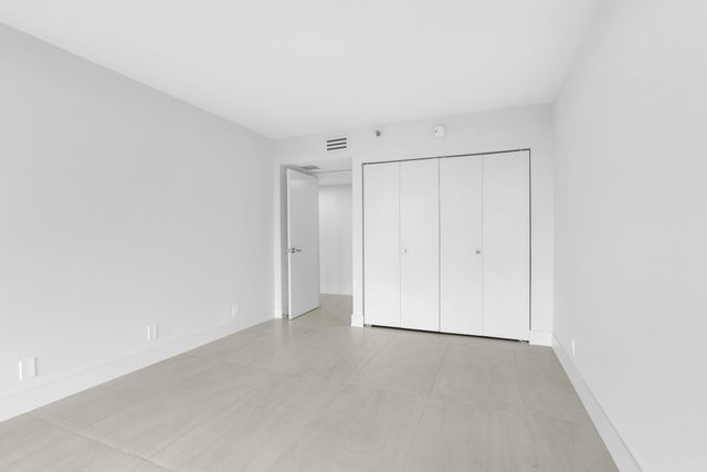 2001 N Ocean Boulevard 502, Boca Raton, FL 33431