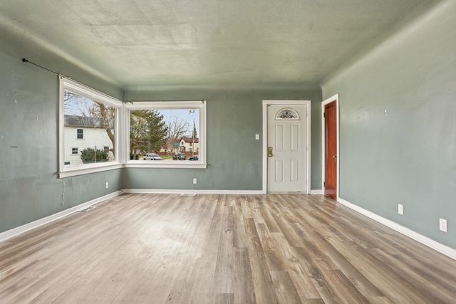 332 Bullock Street, Saginaw, MI 48602
