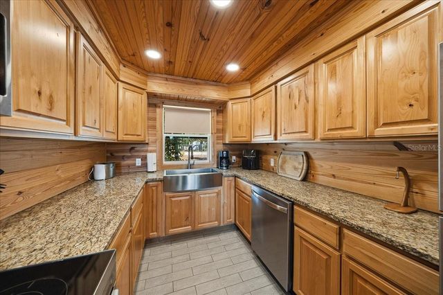 15120 NE 240TH COURT, Salt Springs, FL 32134