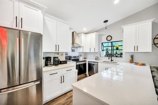 5568 American Circle, Delray Beach, FL 33484