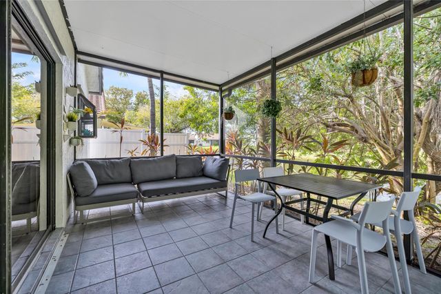 5568 American Circle, Delray Beach, FL 33484