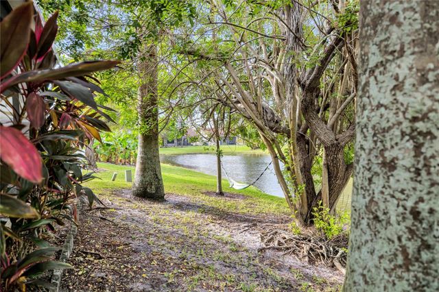 5568 American Circle, Delray Beach, FL 33484