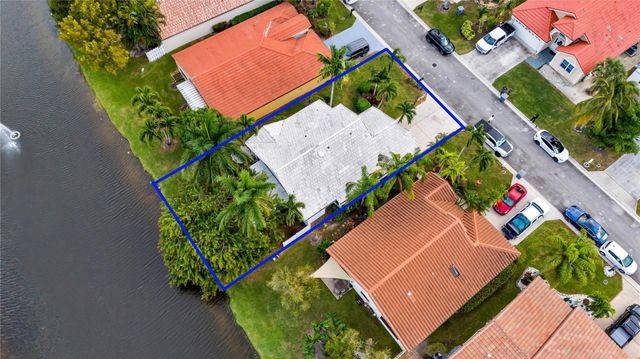 5568 American Circle, Delray Beach, FL 33484