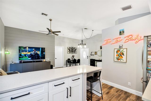 5568 American Circle, Delray Beach, FL 33484