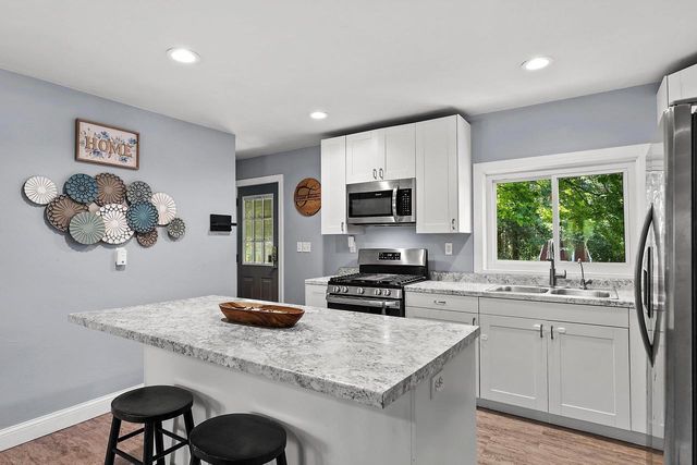 1565 RIVERSIDE DRIVE, Suamico, WI 54173