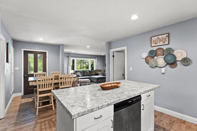 1565 RIVERSIDE DRIVE, Suamico, WI 54173