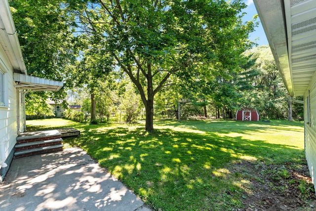 1565 RIVERSIDE DRIVE, Suamico, WI 54173