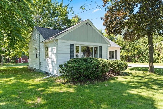 1565 RIVERSIDE DRIVE, Suamico, WI 54173